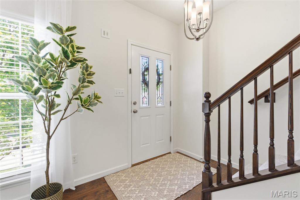 2416 N Larksong Drive Property Photo 3