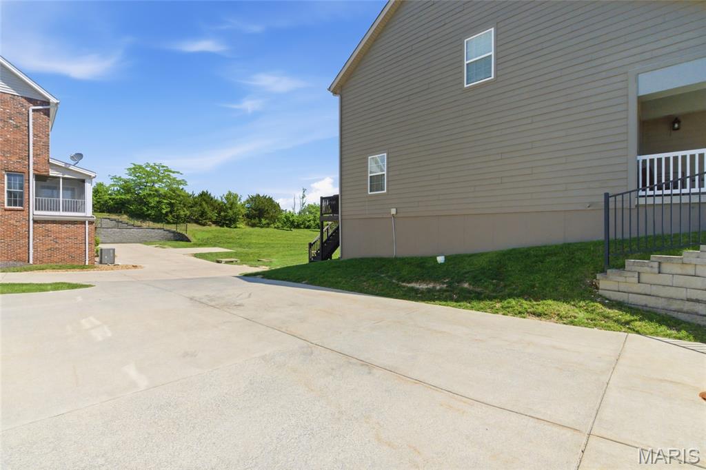 2416 N Larksong Drive Property Photo 32
