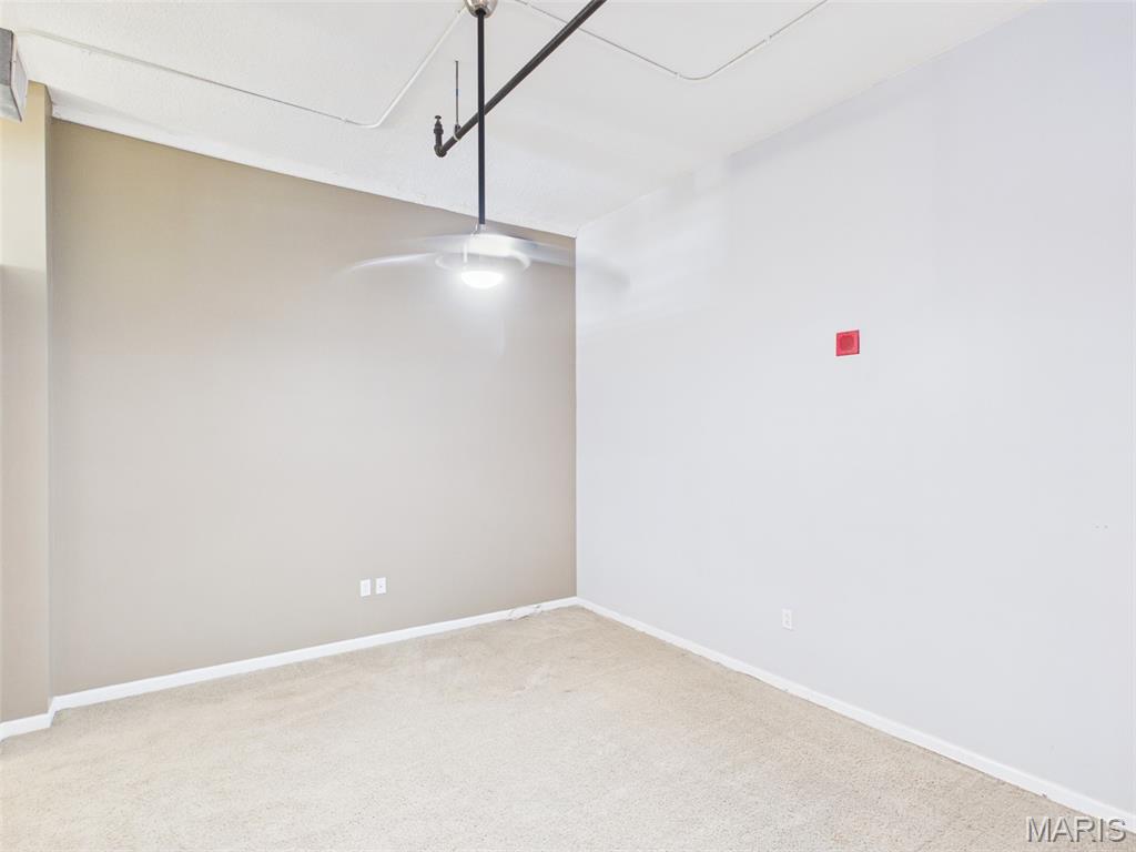 1501 Locust 503 Property Photo 8