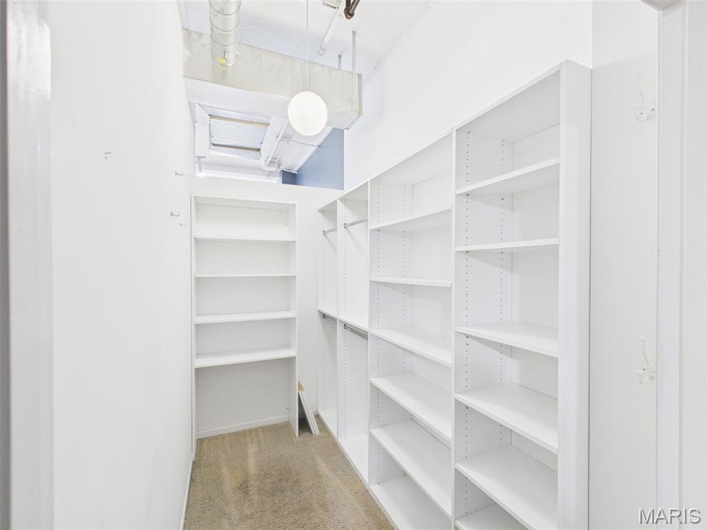 1501 Locust 503 Property Photo 9