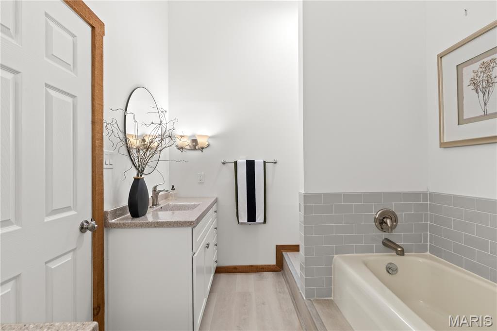 12001 Robyn Park Drive Property Photo 45