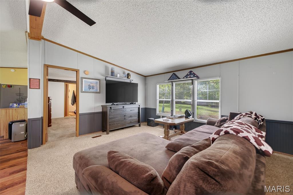 27 Whippoorwill Lane Property Photo 4