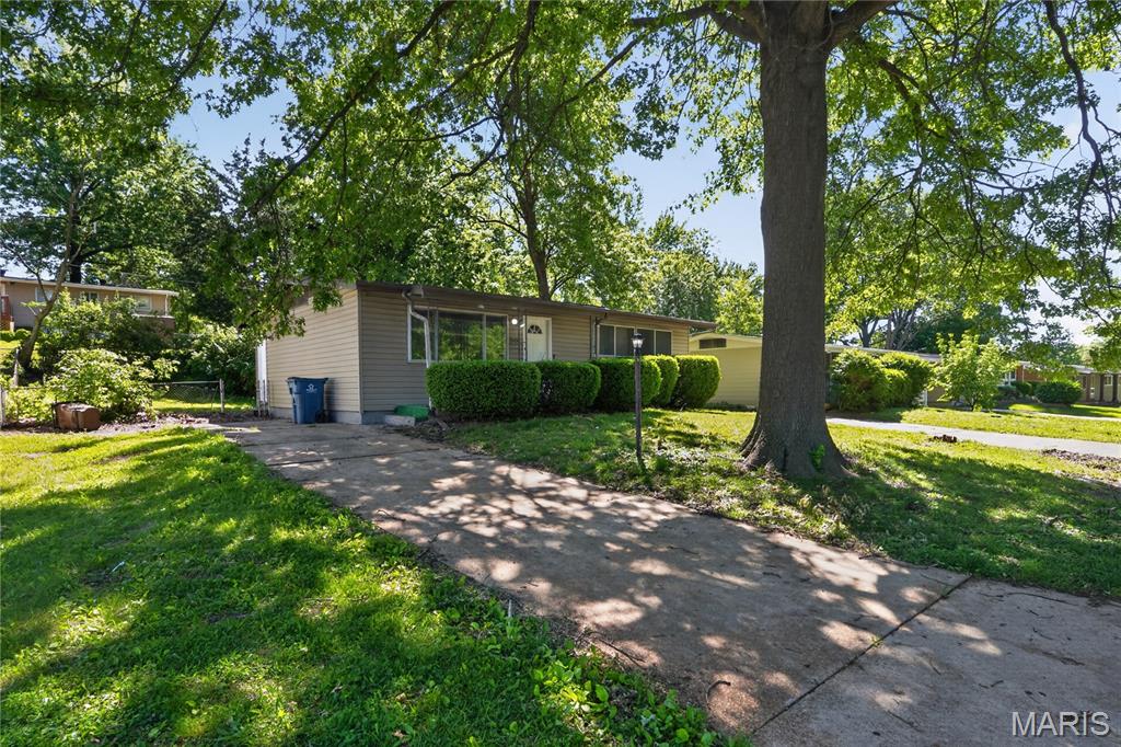 10236 Tanner Drive Property Photo 7