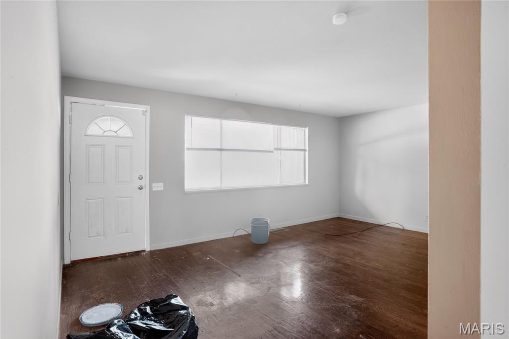 10236 Tanner Drive Property Photo 8