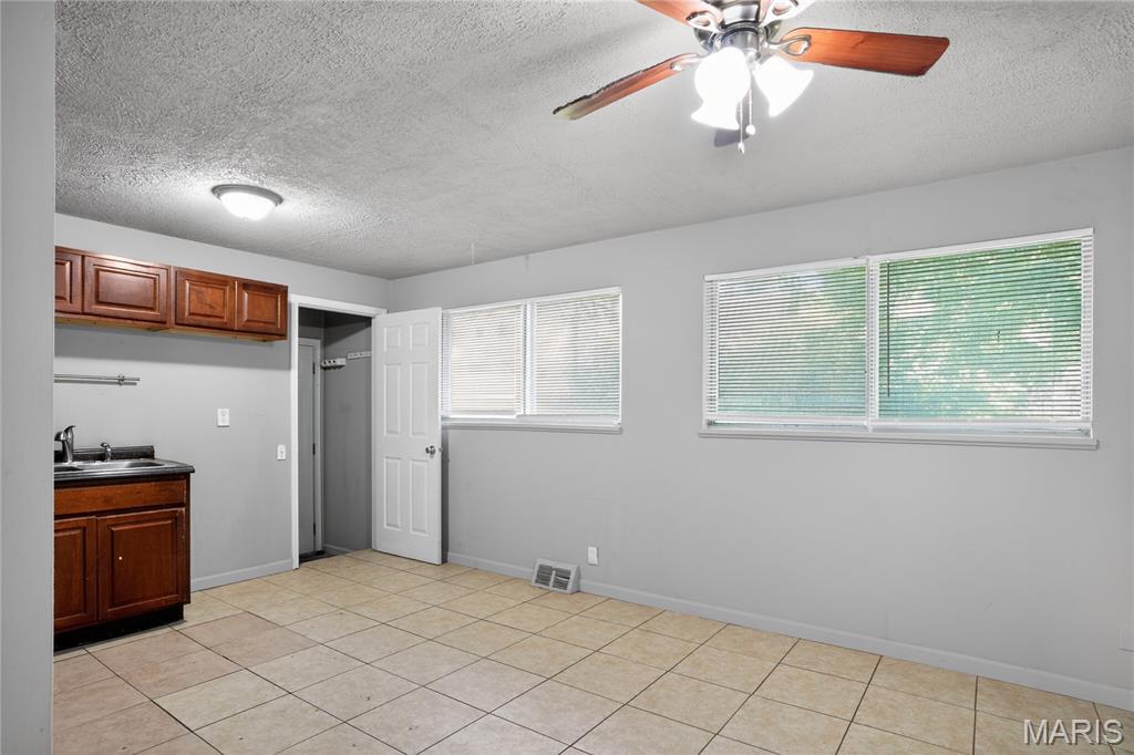 10236 Tanner Drive Property Photo 15