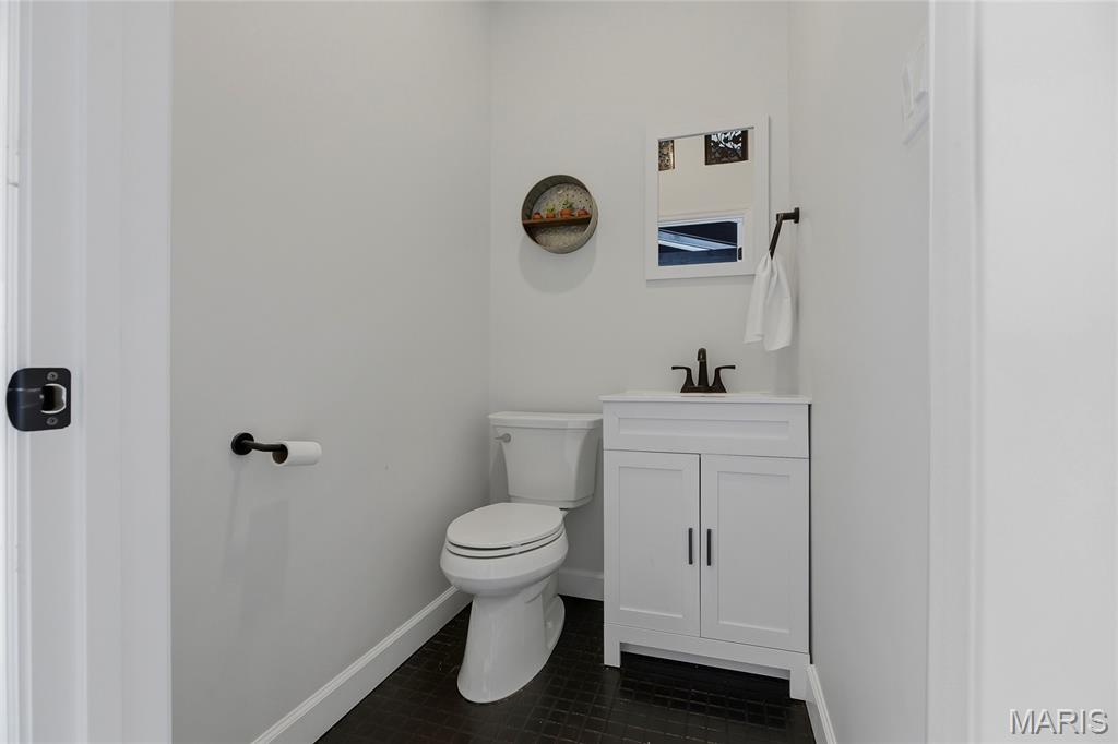 2900 Ossenfort Road Property Photo 25