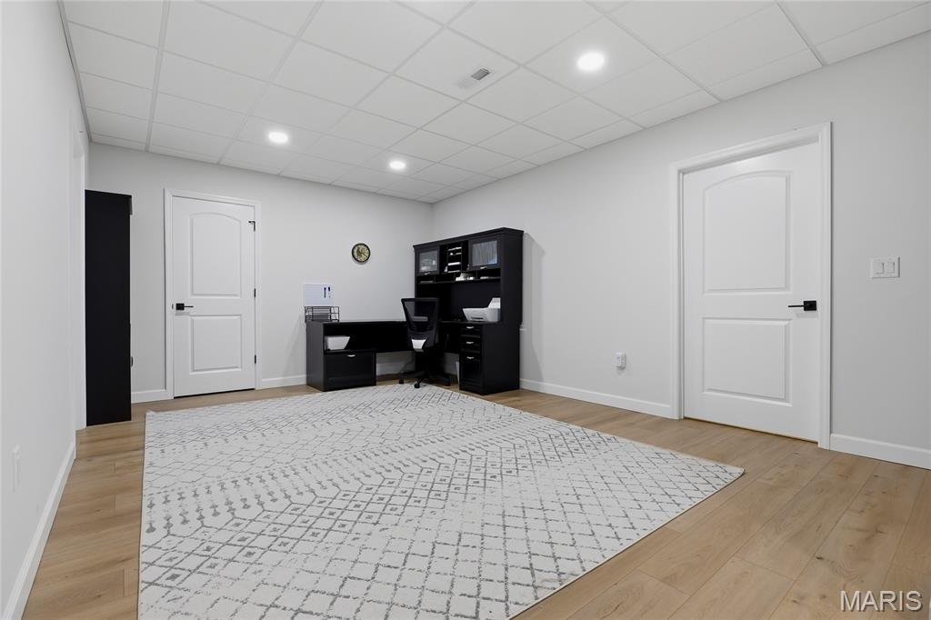 2900 Ossenfort Road Property Photo 36