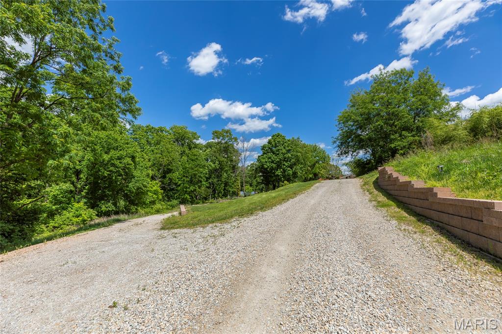 2900 Ossenfort Road Property Photo 58