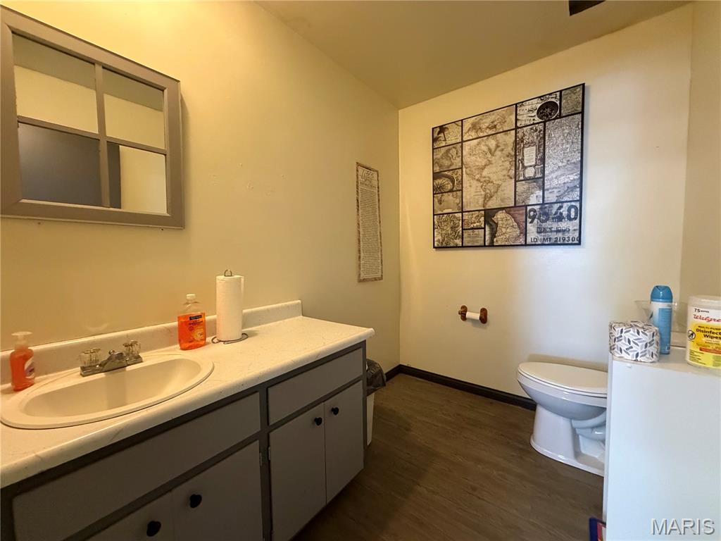 411 Scottsdale Drive Property Photo 14