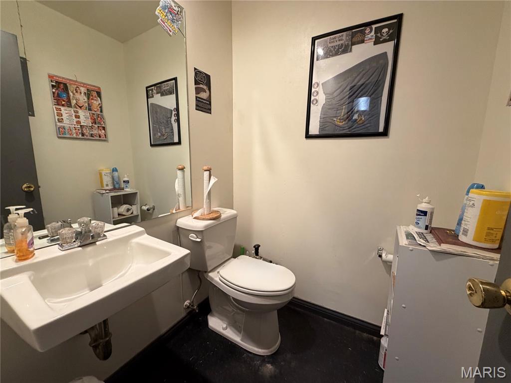 411 Scottsdale Drive Property Photo 28