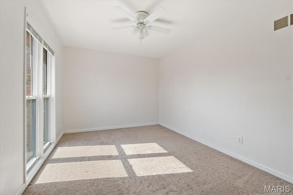 1129 Rue La Ville 1129 Property Photo 14