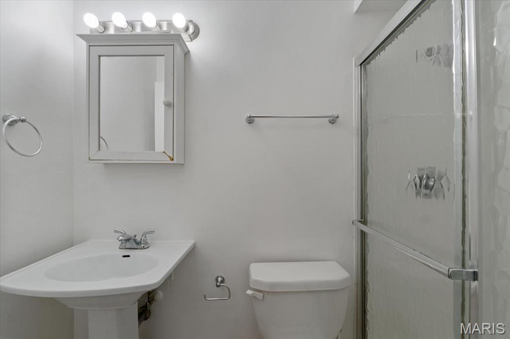 1129 Rue La Ville 1129 Property Photo 23