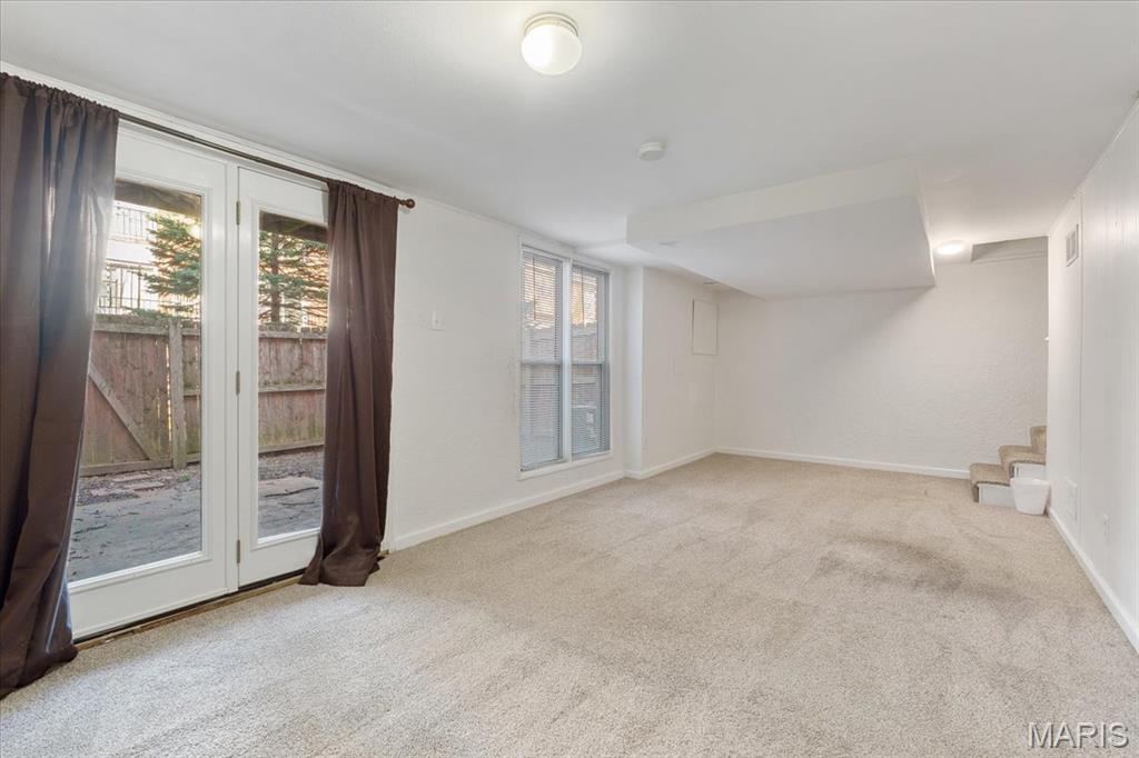 1129 Rue La Ville 1129 Property Photo 27