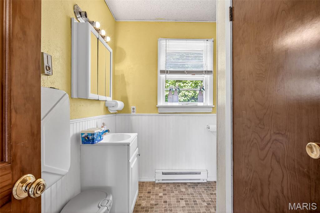 10 6th Street Property Photo 29
