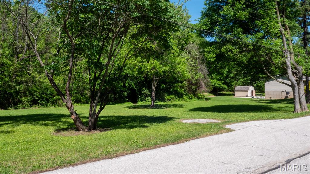 1393 Spring Drive Property Photo 2