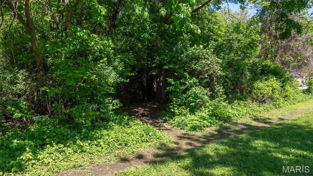 1393 Spring Drive Property Photo 14