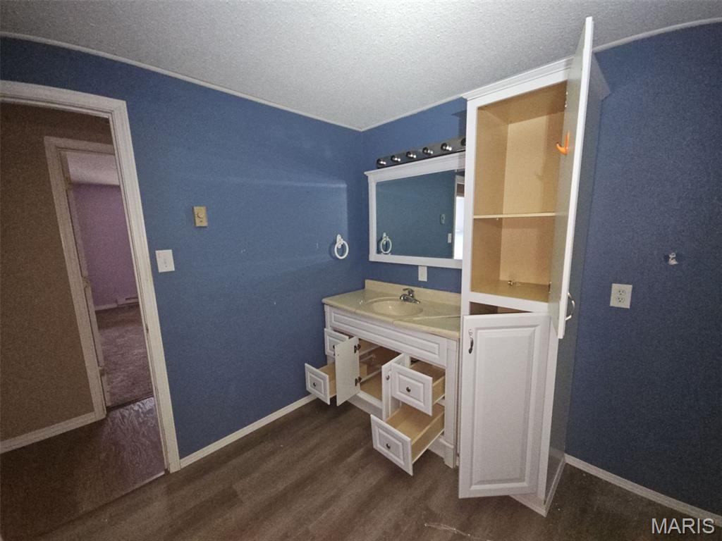 8799 Highway J Property Photo 10