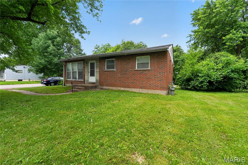 11617 Larimore Road Property Photo 6