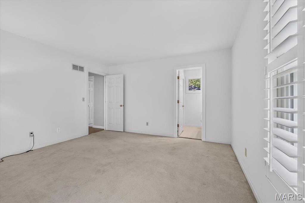 17619 Bridgeway Drive Property Photo 38