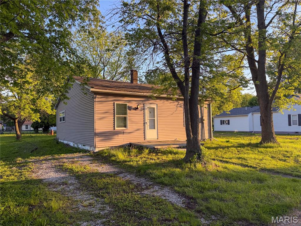 305 Mine Road Property Photo 1