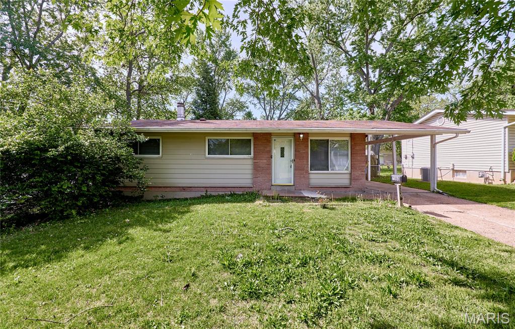 1960 Parker Road Property Photo 2