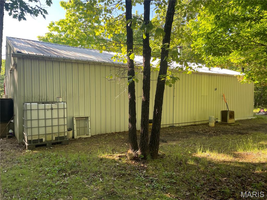 739 County Road 6250 Property Photo 3