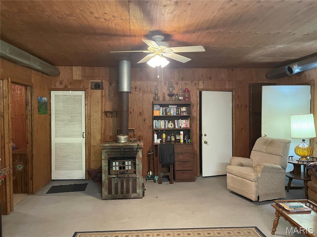 739 County Road 6250 Property Photo 14