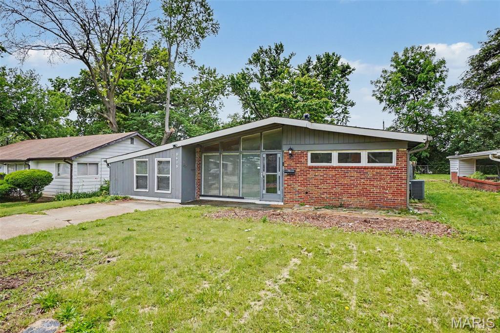 8408 Chalons Court Property Photo 1