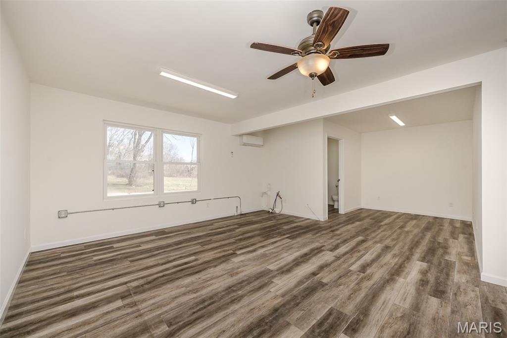 302 S Lincoln Drive 302 Property Photo 6