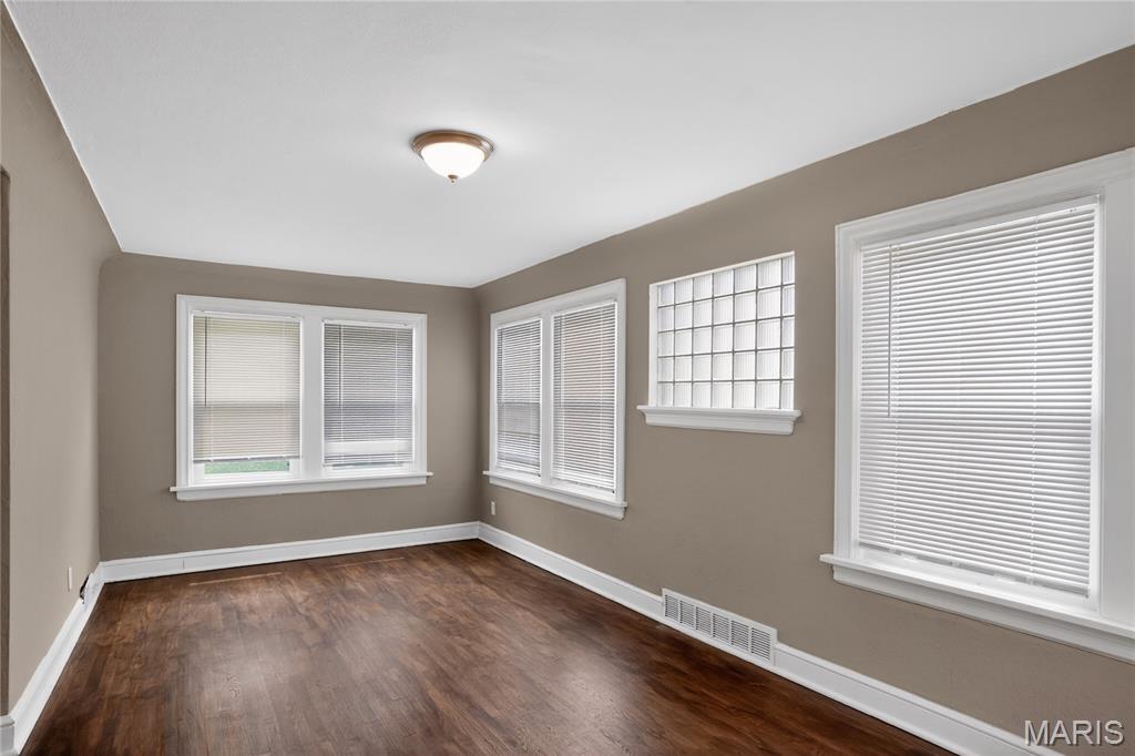 3722 Lawler Drive Property Photo 11