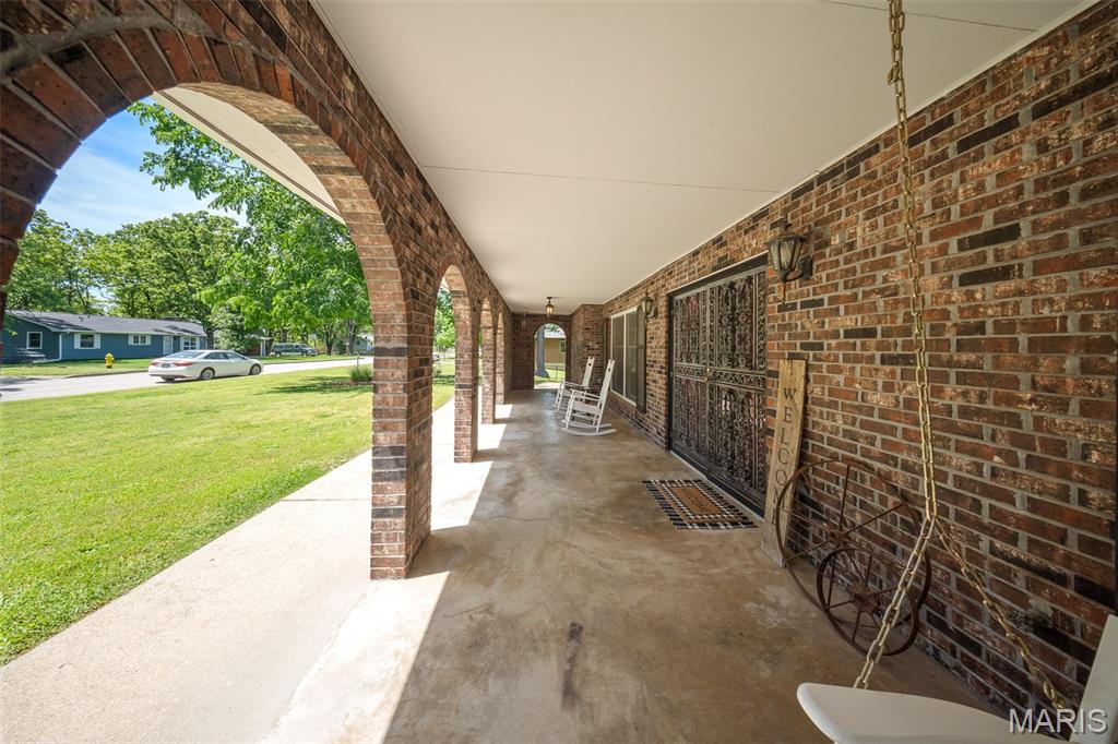 1873 Longview Lane Property Photo 2