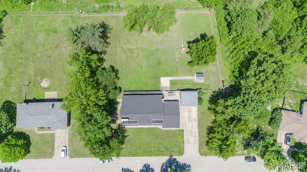 1873 Longview Lane Property Photo 4