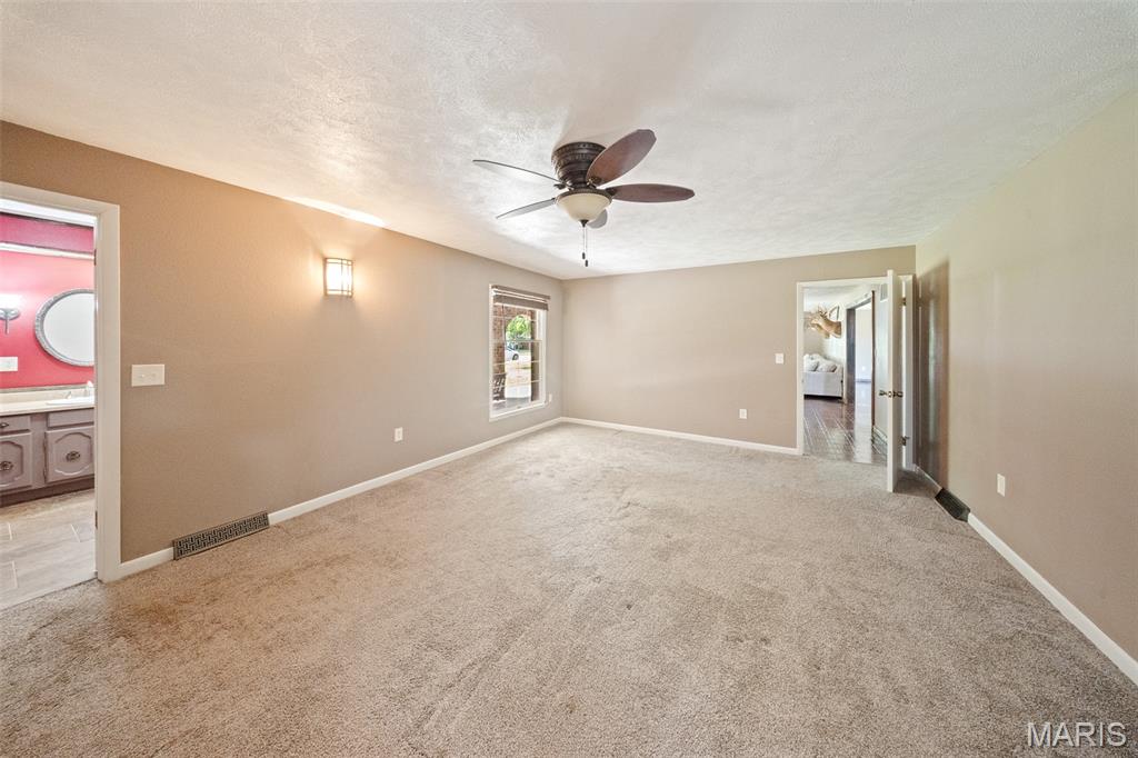 1873 Longview Lane Property Photo 12