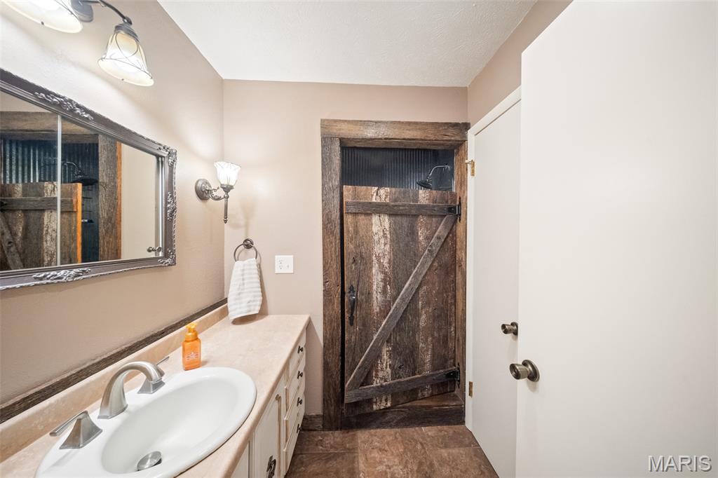 1873 Longview Lane Property Photo 20