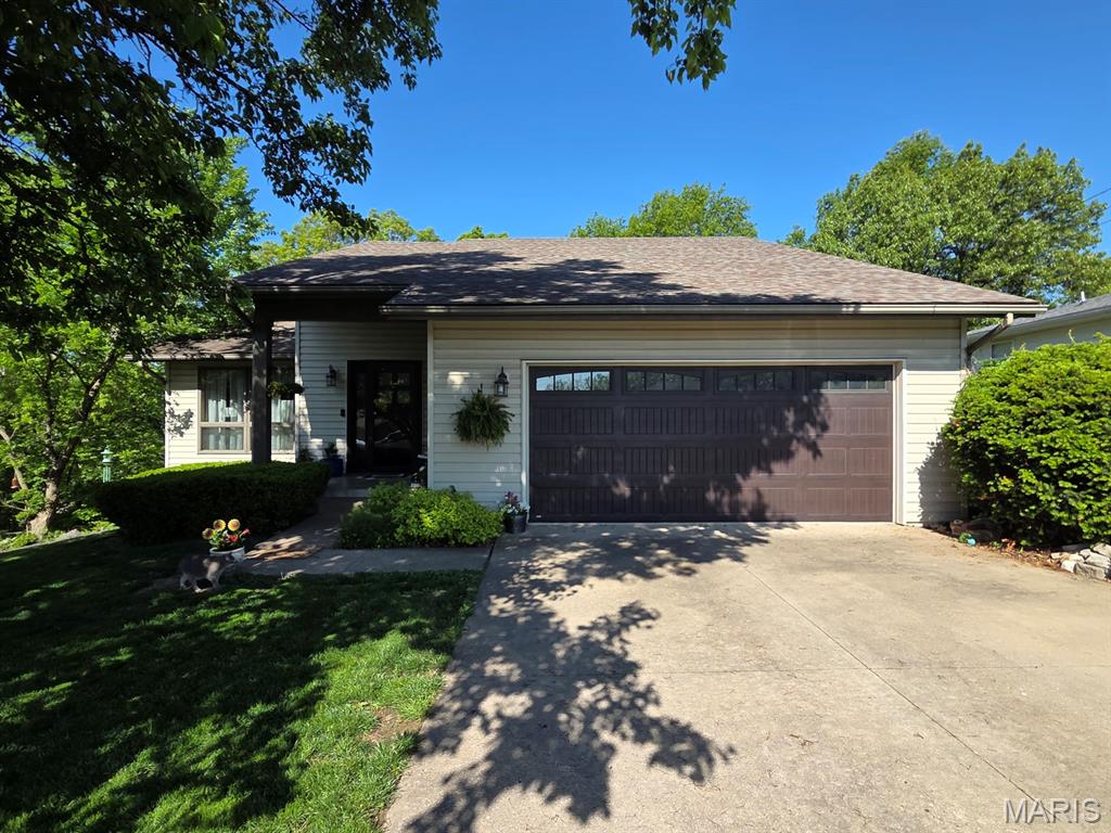 403 Constantz Drive Property Photo 3