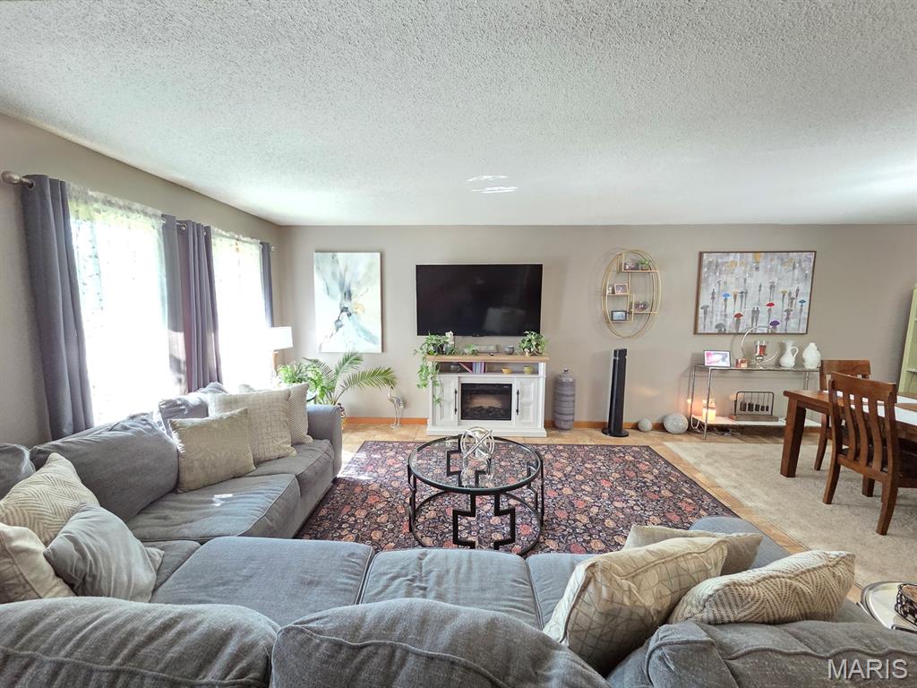 403 Constantz Drive Property Photo 9
