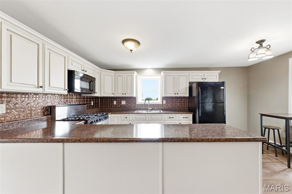 9094 Highway 100 Property Photo 69