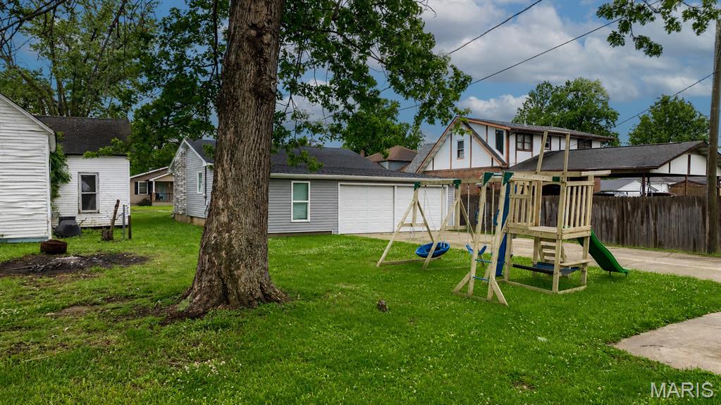219 W Davidson Avenue Property Photo 13