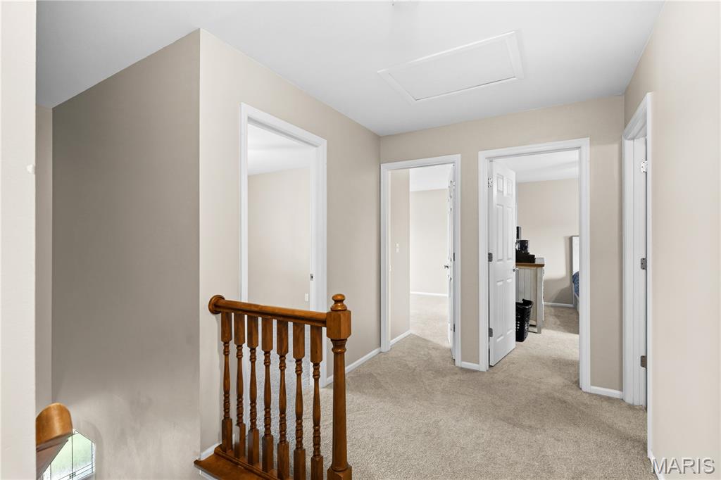 602 Autumn Creek Drive Property Photo 23