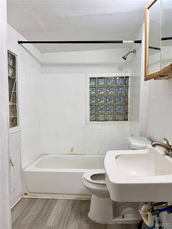 5316 Janet Avenue Property Photo 4