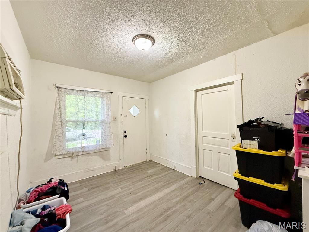 5316 Janet Avenue Property Photo 6