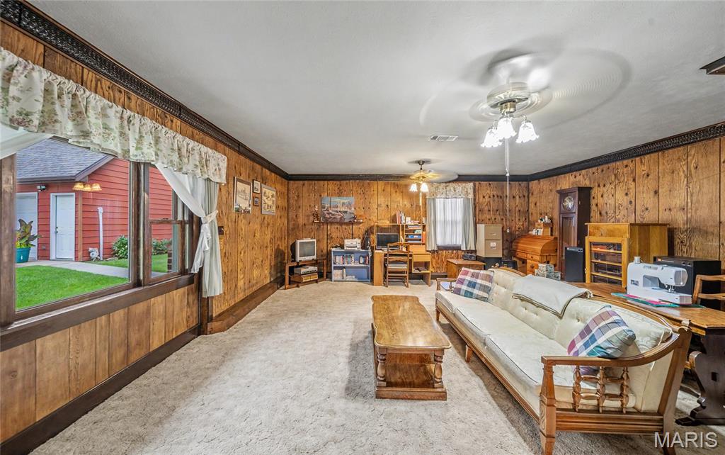 21482 Teardrop Road Property Photo 15