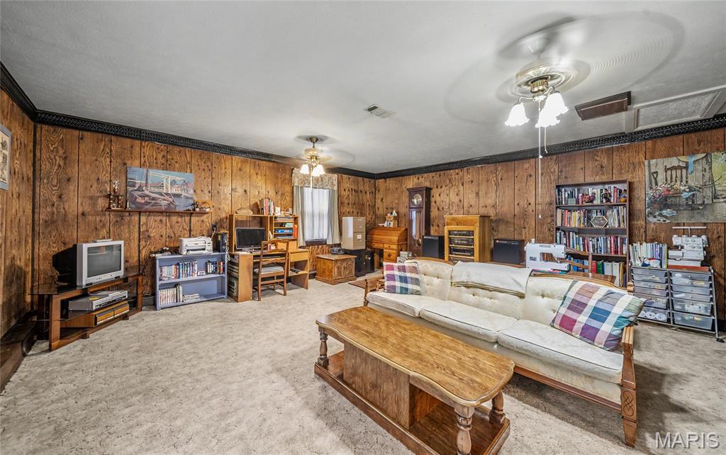 21482 Teardrop Road Property Photo 16