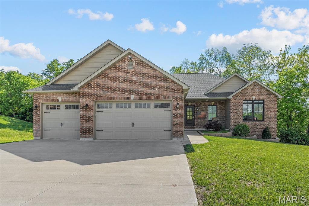 2218 Wind Crest Court Property Photo 1