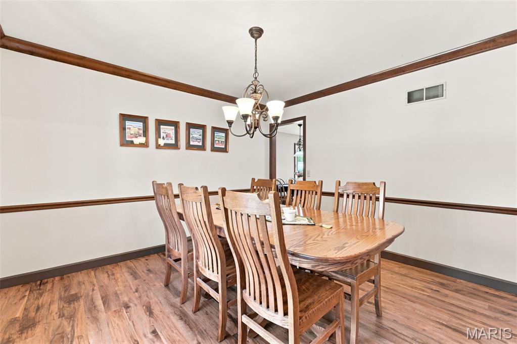 3065 Winding River Drive Property Photo 8