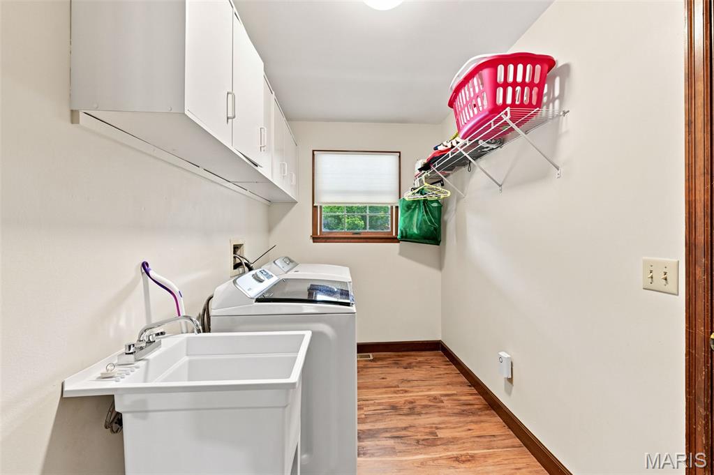 3065 Winding River Drive Property Photo 21