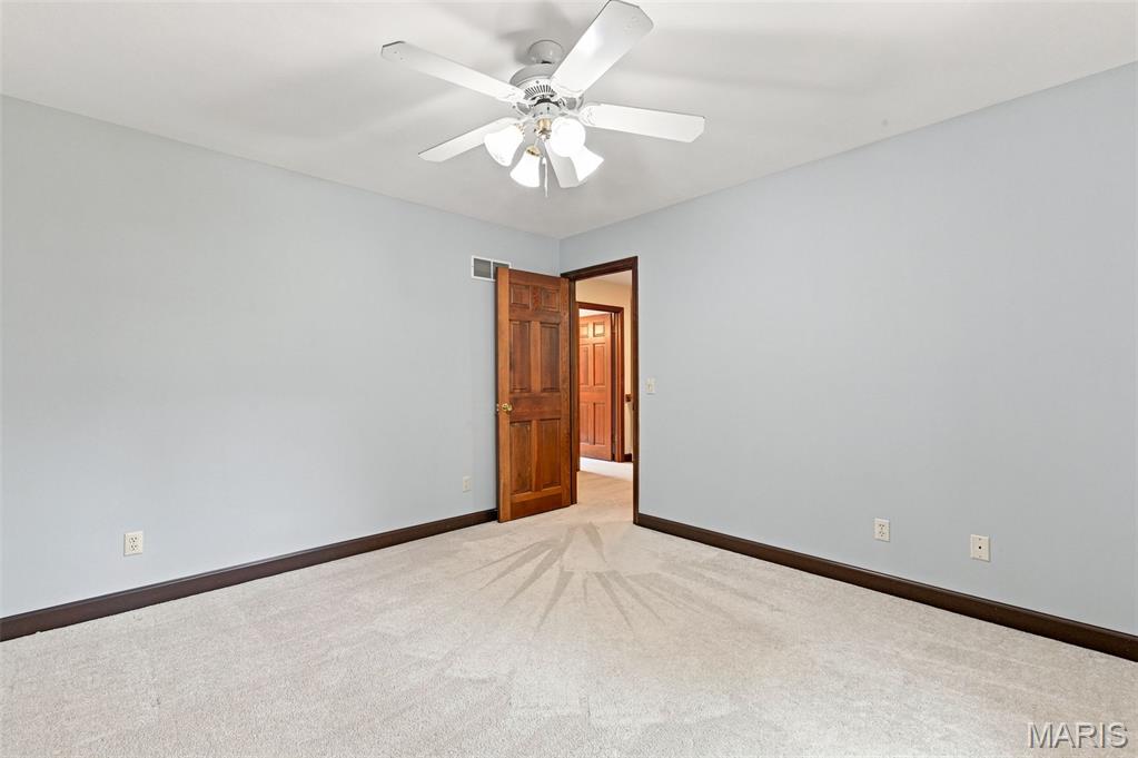 3065 Winding River Drive Property Photo 31