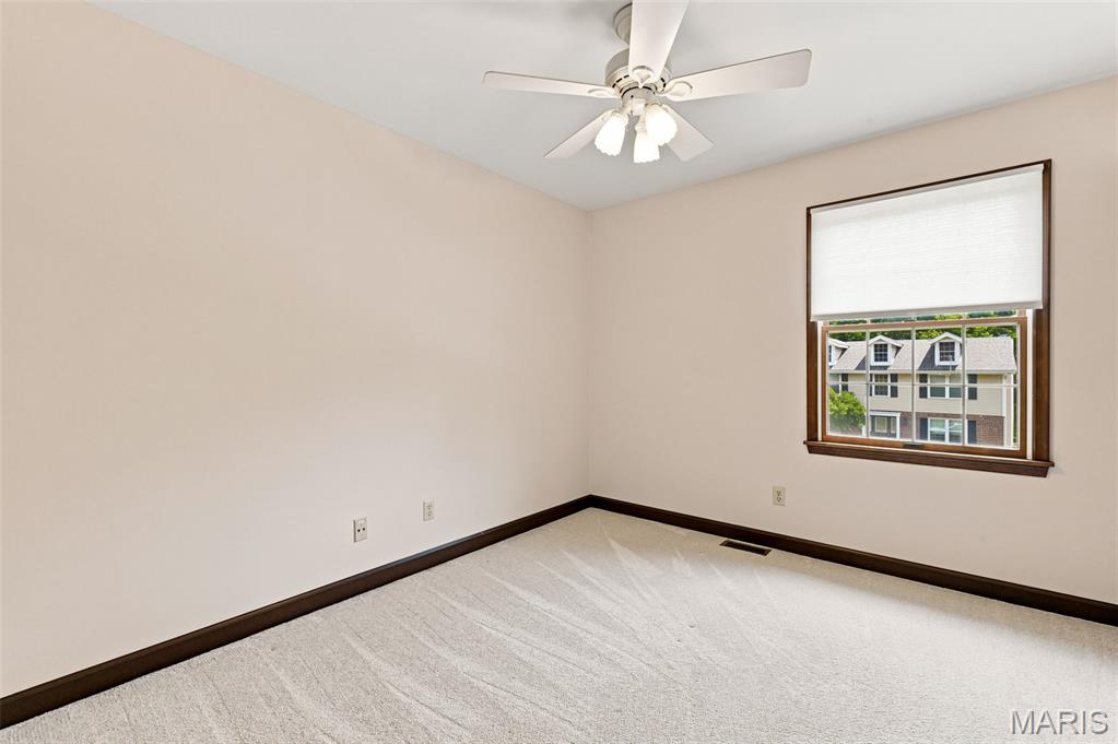 3065 Winding River Drive Property Photo 32