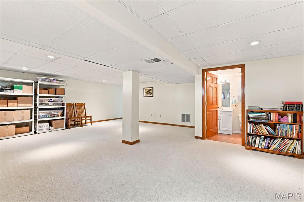 3065 Winding River Drive Property Photo 38