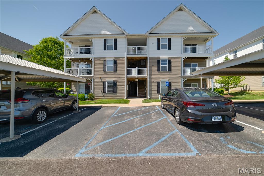 4101 Spring River Drive 1b Property Photo 1